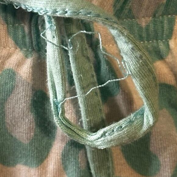 Mary Square Mint Green Leopard Print Pajama Set Women’s Large | Cozy - Picture 5 of 6